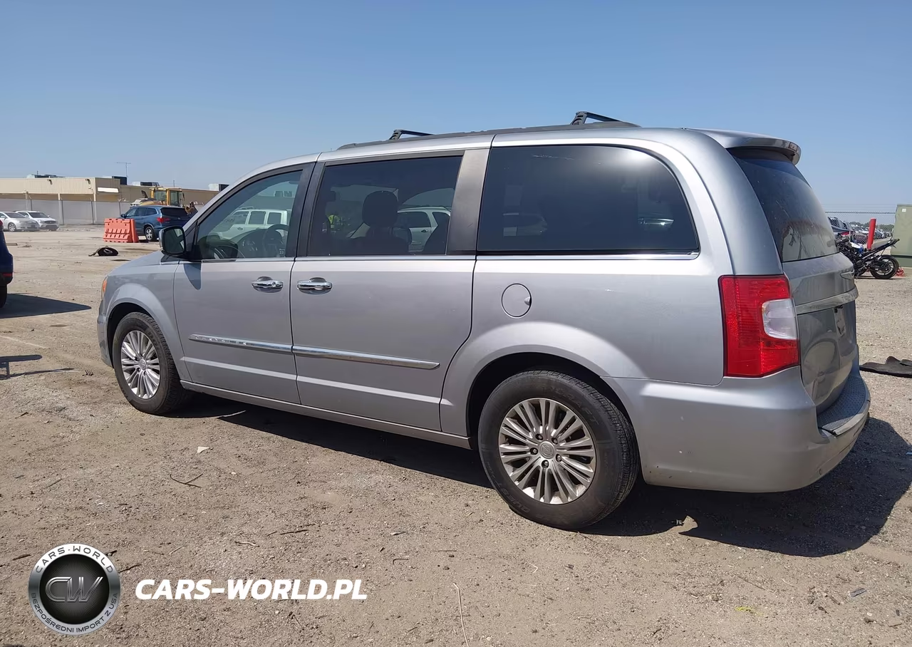 2015 Chrysler Town & Country Touring-L VIN:2C4RC1CG5FR602808 - 14