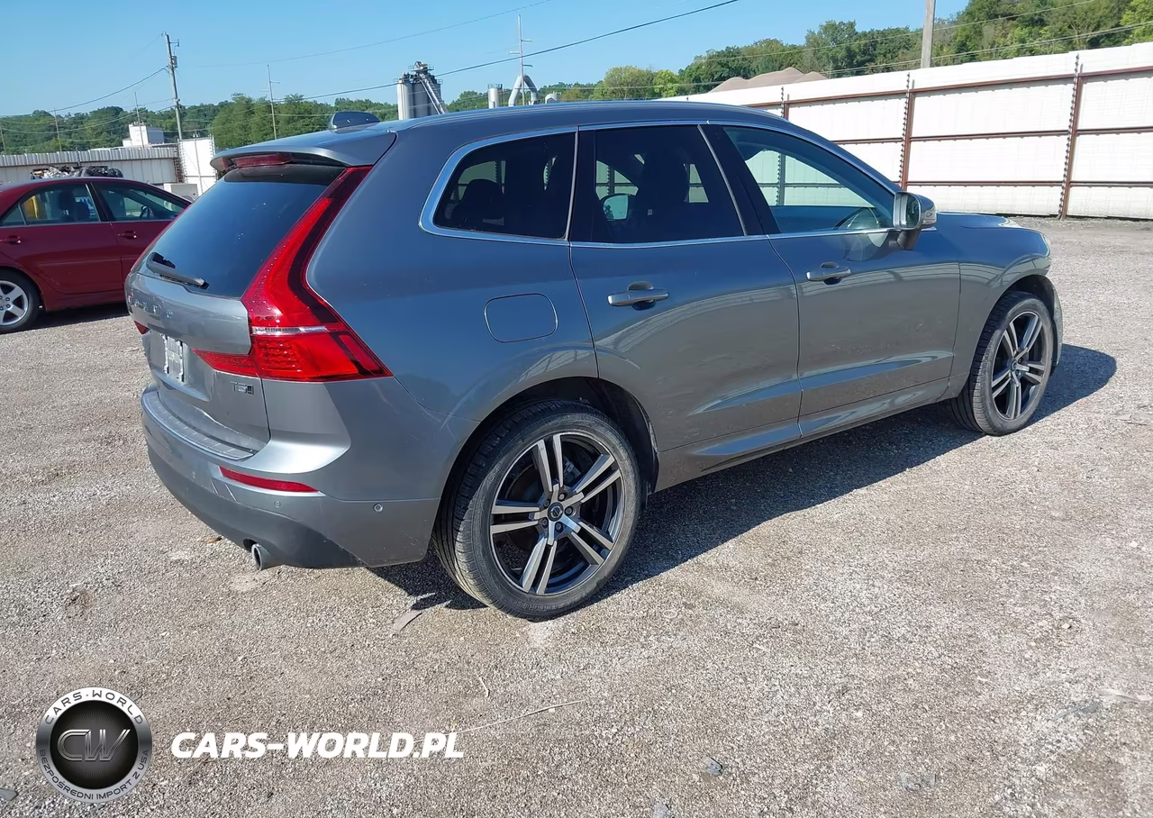 2018 Volvo Xc60 T5 Momentum VIN:YV4102RK3J1095635 - 4