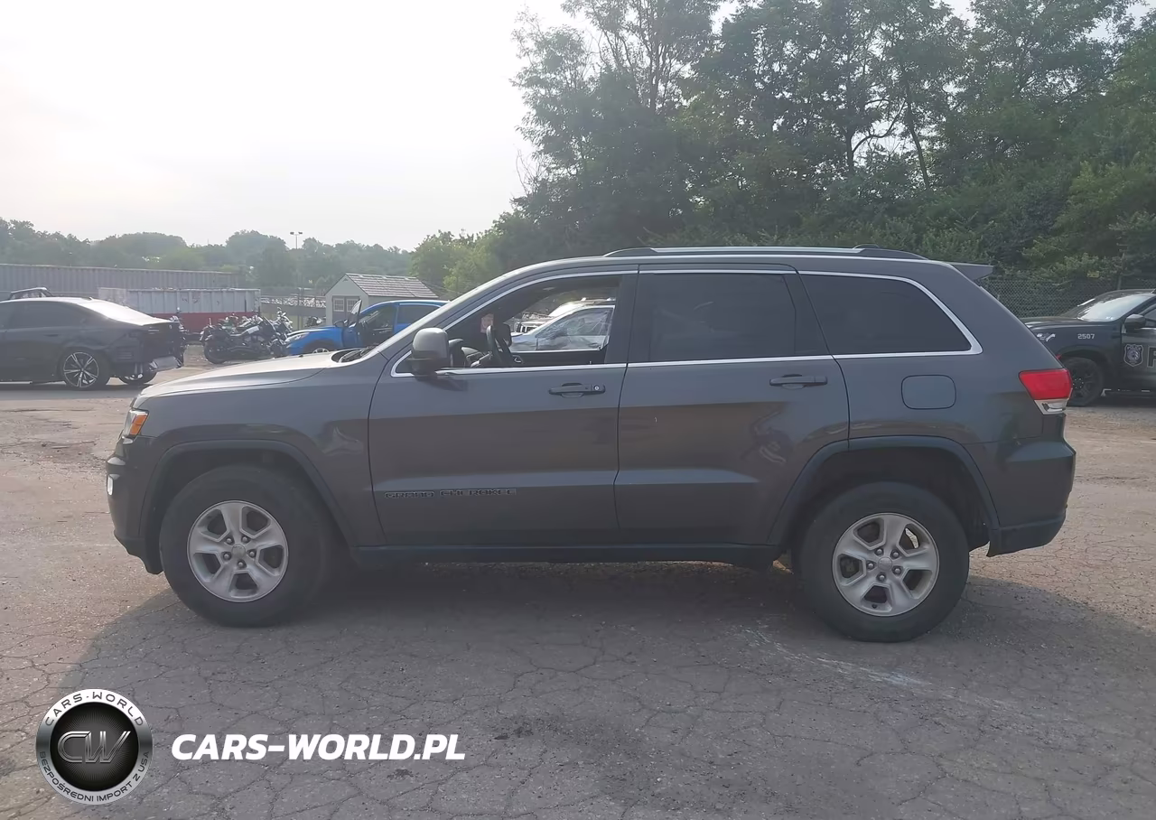 2017 Jeep Grand Cherokee Laredo VIN:1C4RJFAG8HC751120 - 14