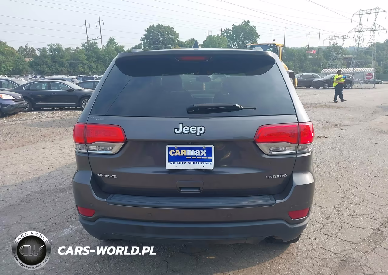 2017 Jeep Grand Cherokee Laredo VIN:1C4RJFAG8HC751120 - 16