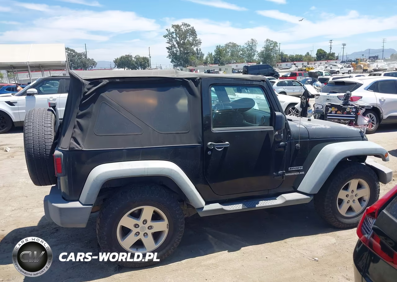 2012 Jeep Wrangler VIN:1C4AJWAG4CL138160 - 13