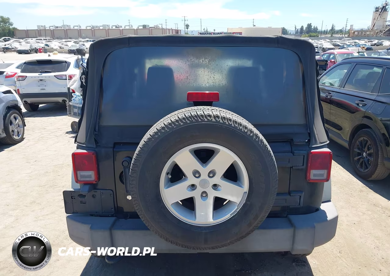 2012 Jeep Wrangler VIN:1C4AJWAG4CL138160 - 16
