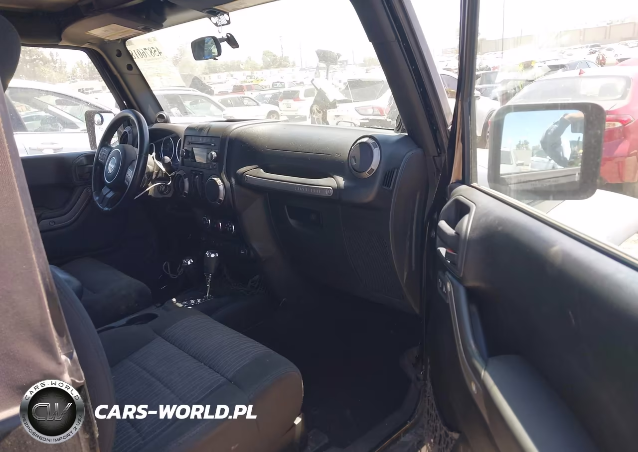 2012 Jeep Wrangler VIN:1C4AJWAG4CL138160 - 5