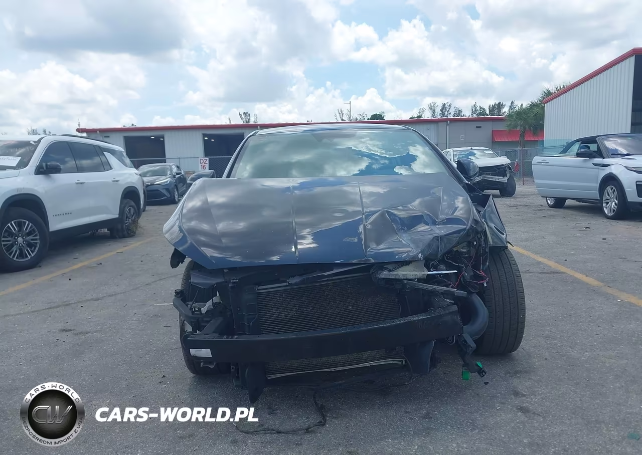 2020 Hyundai Elantra Limited VIN:5NPD84LF3LH518340 - 12