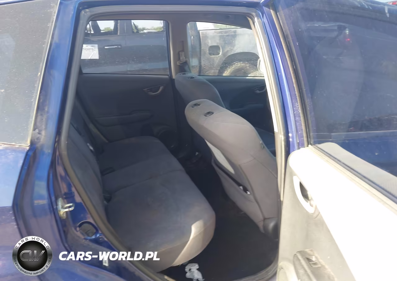2012 Honda Fit VIN:JHMGE8G3XCC004329 - 8