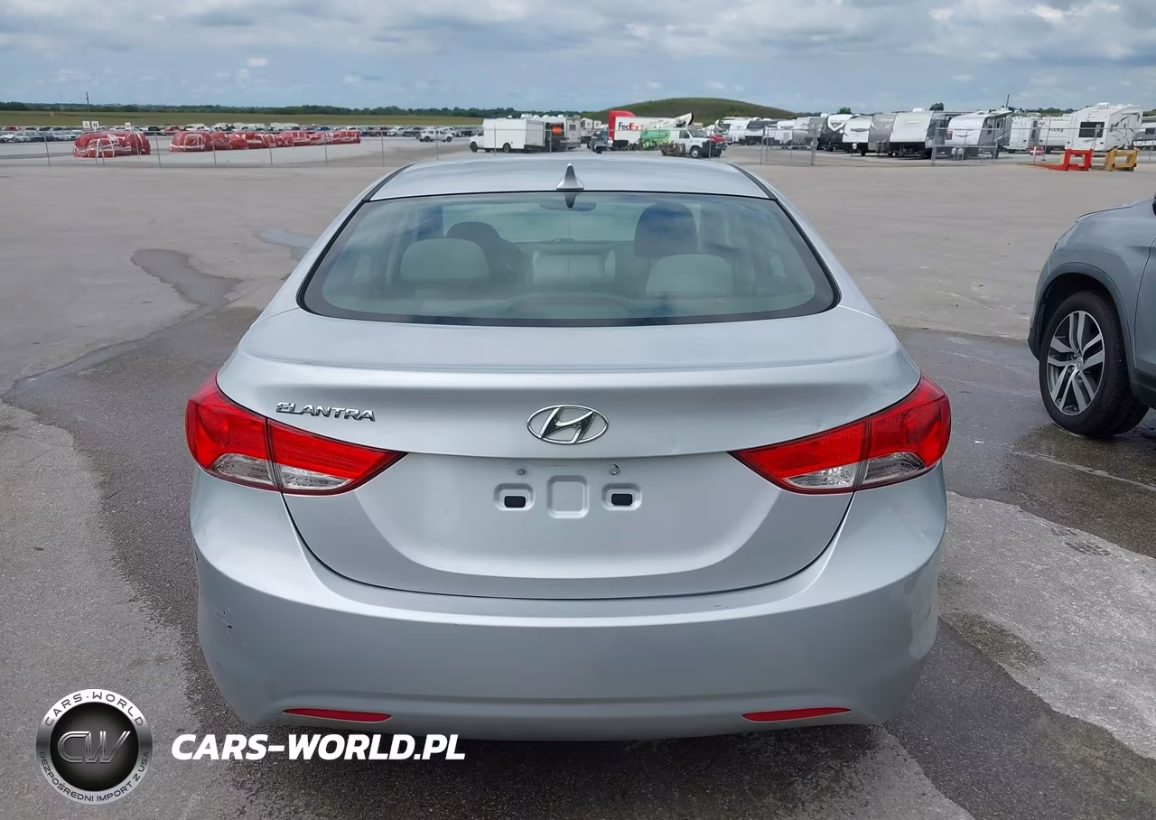 2013 Hyundai Elantra Gls VIN:5NPDH4AEXDH178387 - 17