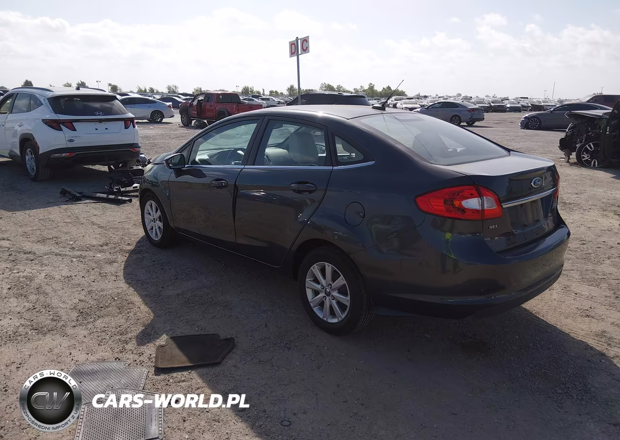 2011 Ford Fiesta Sel VIN:3FADP4CJ8BM186675 - 3