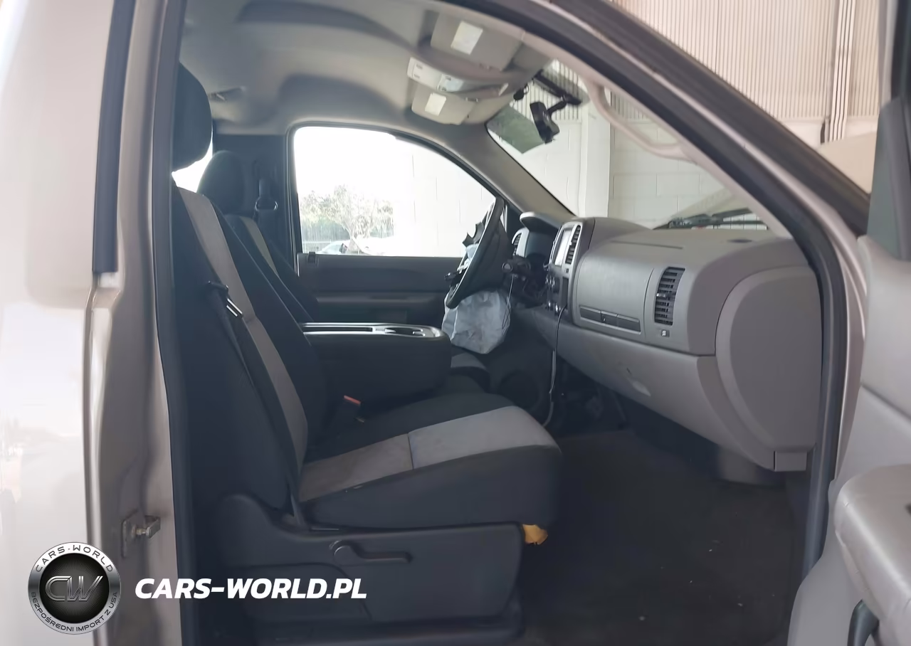 2008 Chevrolet Silverado 1500 Work Truck VIN:1GCEC14X68Z315046 - 5
