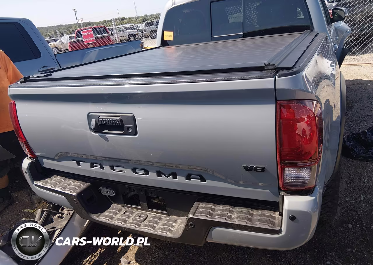 2018 Toyota Tacoma Trd Off Road VIN:3TMCZ5AN8JM181003 - 16
