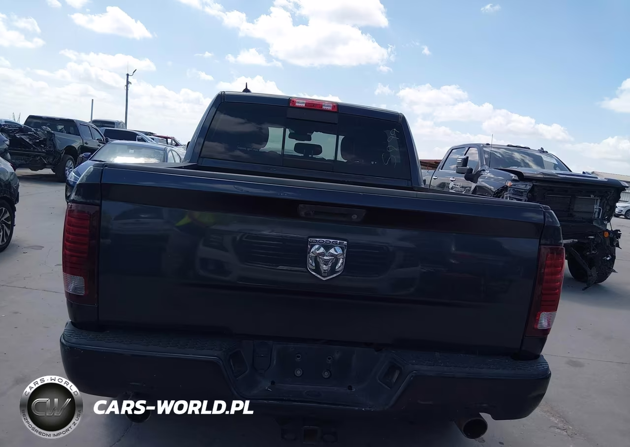 2016 Ram 1500 Sport VIN:1C6RR7MT7GS265899 - 16