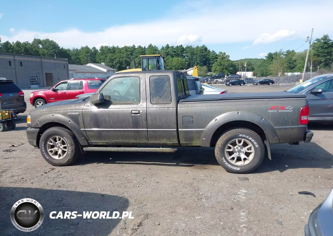 2011 Ford Ranger Sport VIN:1FTLR4FE8BPA15000 - 14