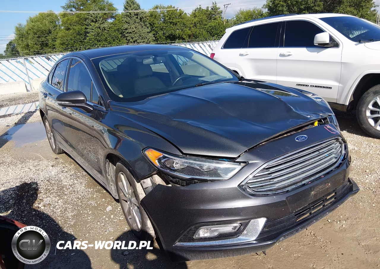 2017 Ford Fusion Energi Se Luxury – zdjęcie 1 z 16