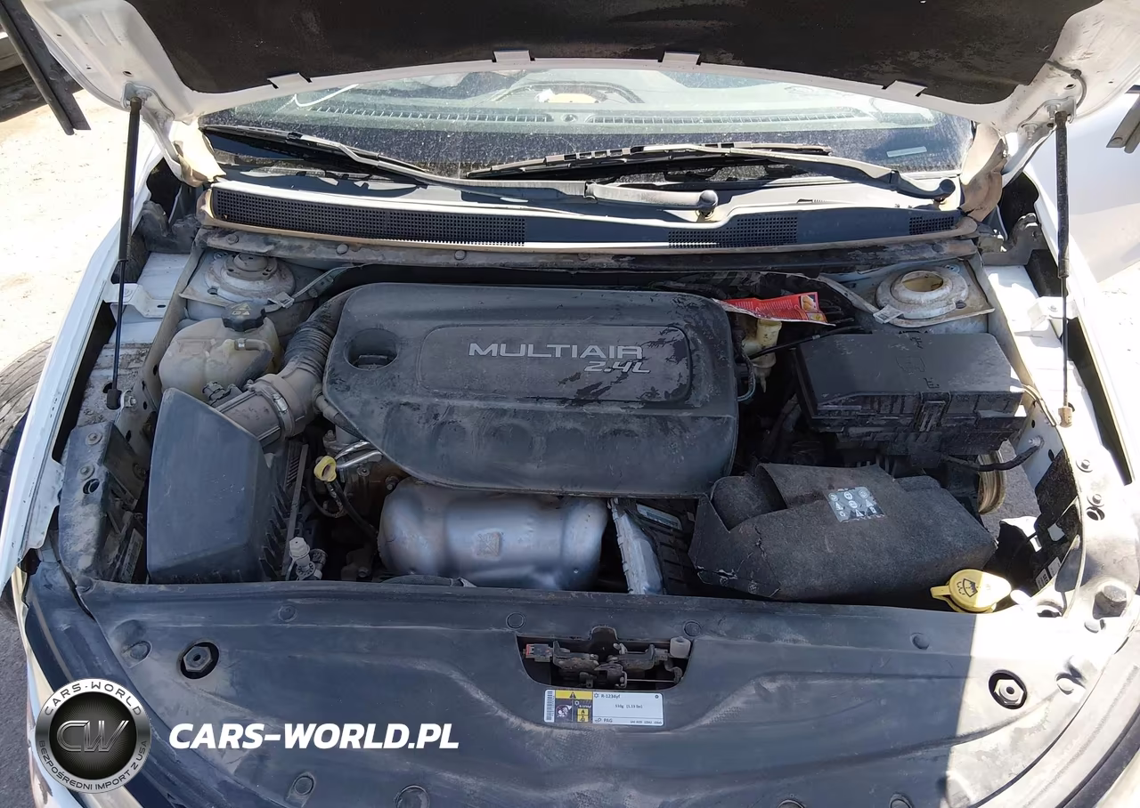 2015 Chrysler 200 S VIN:1C3CCCBB5FN634439 - 10