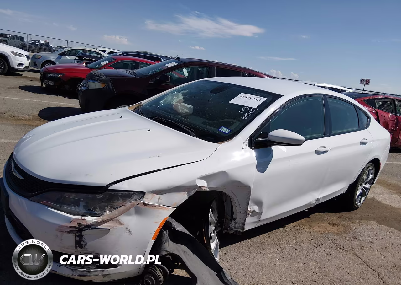 2015 Chrysler 200 S VIN:1C3CCCBB5FN634439 - 13