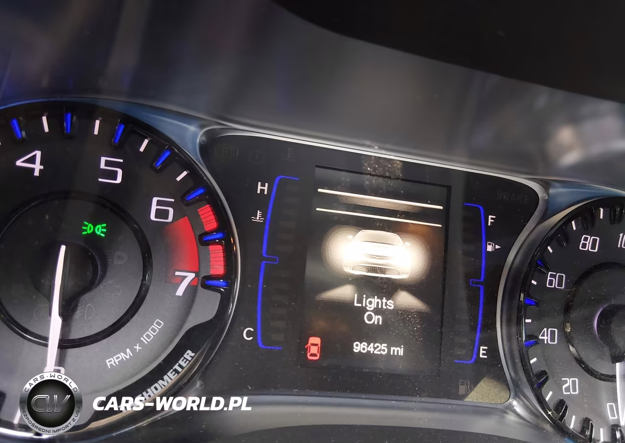 2015 Chrysler 200 S VIN:1C3CCCBB5FN634439 - 14