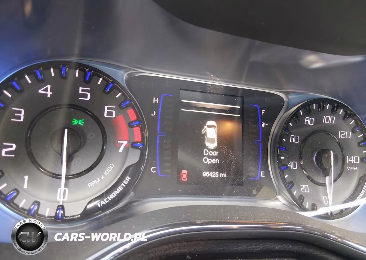 2015 Chrysler 200 S VIN:1C3CCCBB5FN634439 - 7