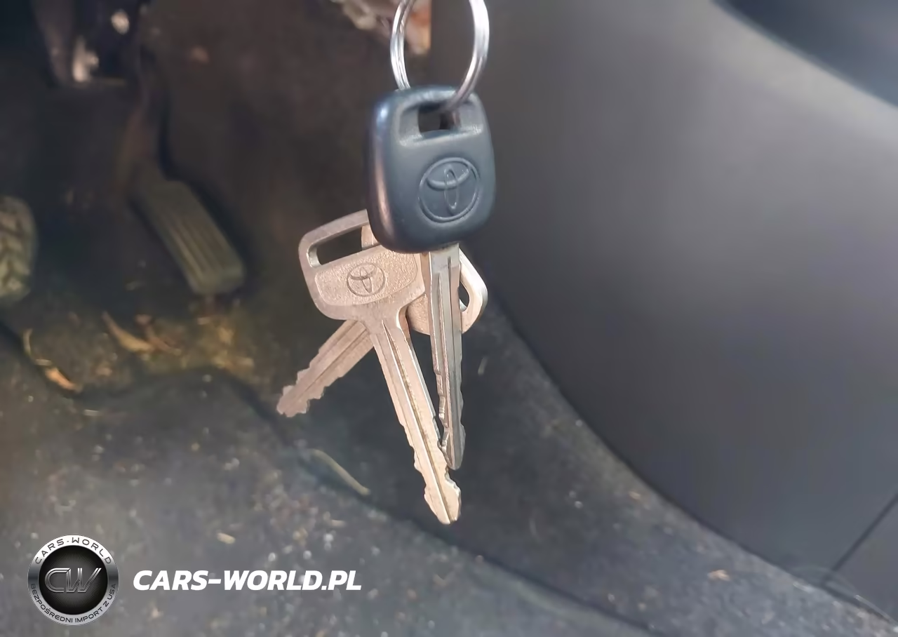 2007 Toyota Yaris VIN:JTDBT923071114807 - 11