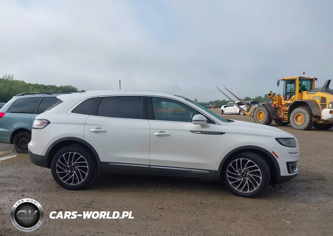 2019 Lincoln Nautilus Reserve VIN:2LMPJ8L98KBL13688 - 14