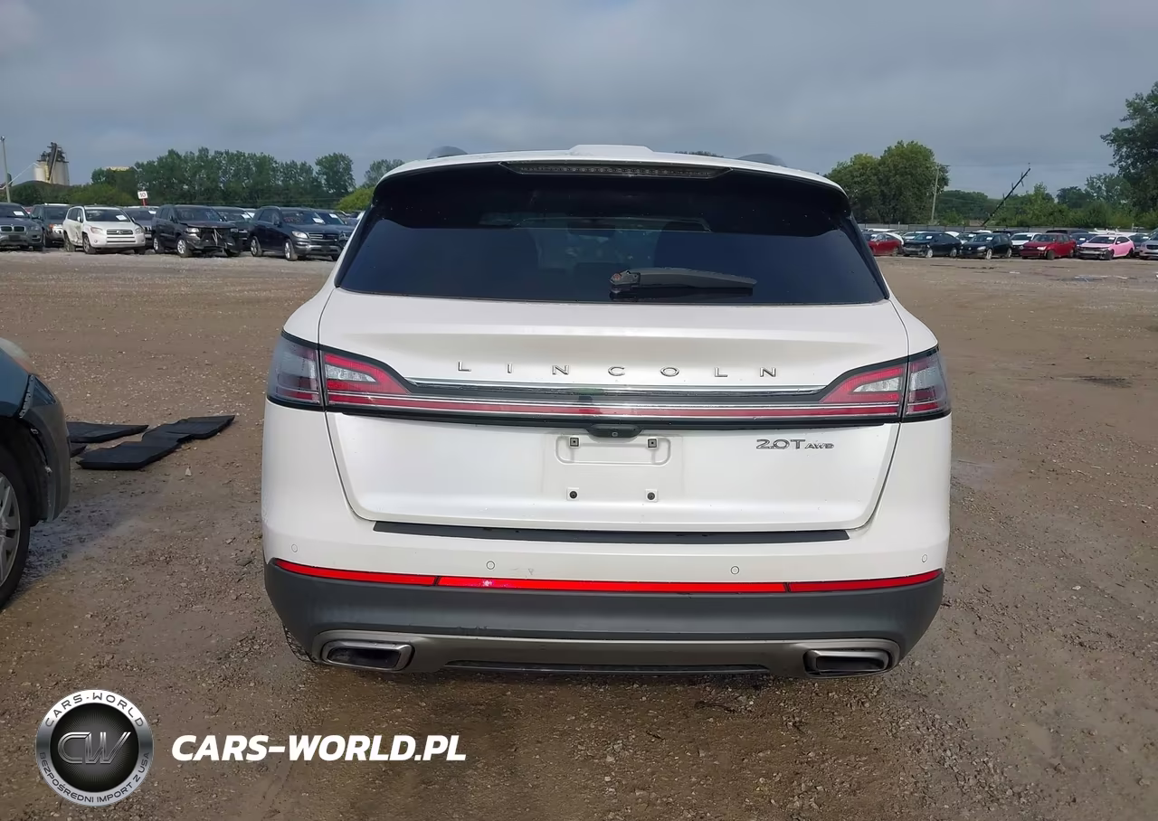 2019 Lincoln Nautilus Reserve VIN:2LMPJ8L98KBL13688 - 17