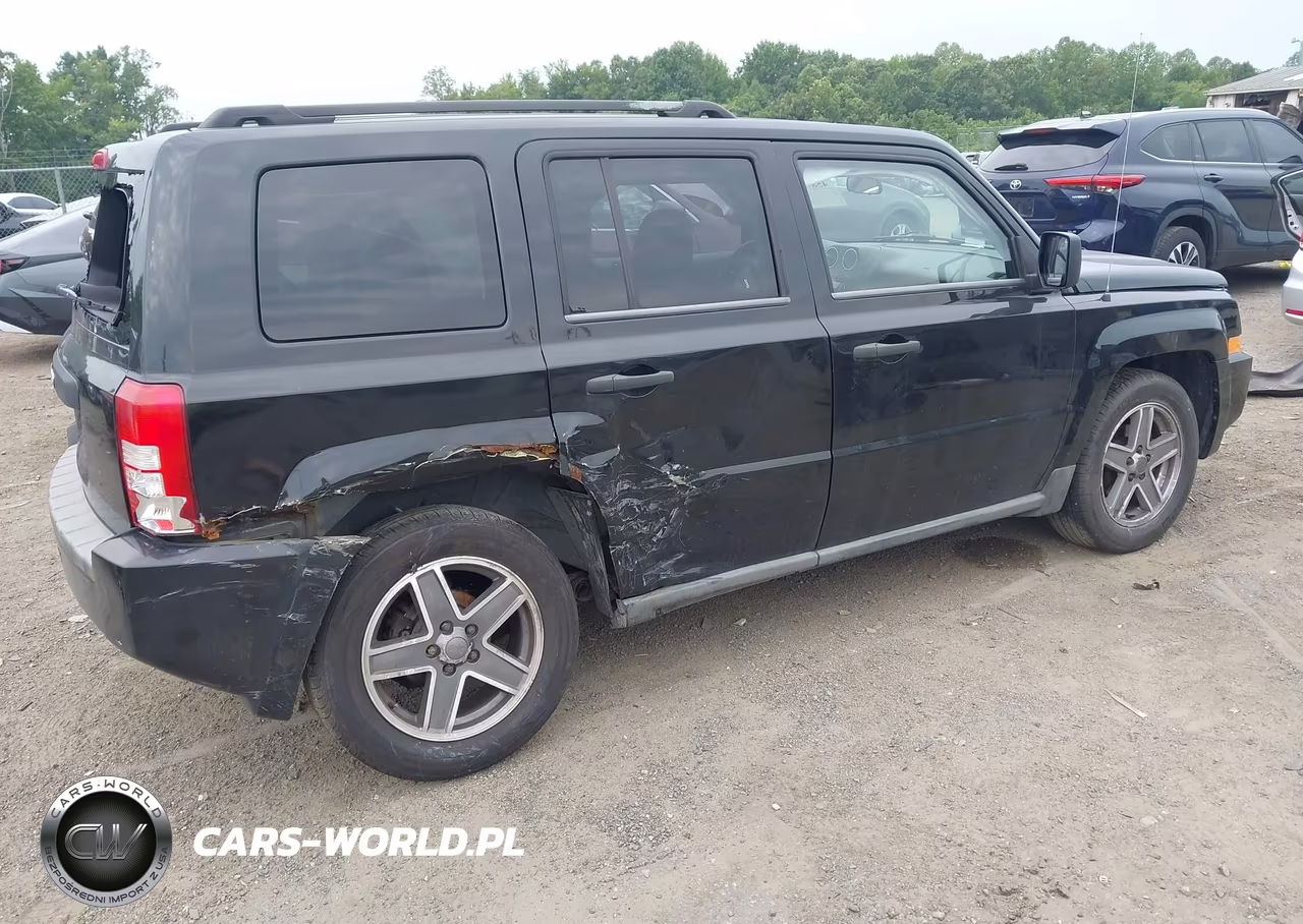 2009 Jeep Patriot Sport VIN:1J4FF28B99D176927 - 4