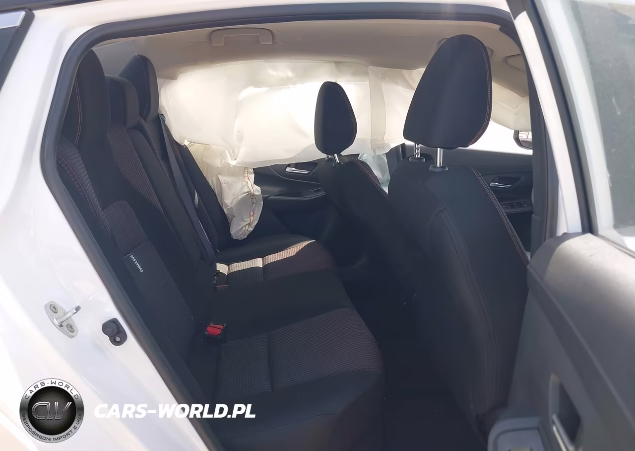 2026 Nissan Sentra Sr VIN:3N1AB9DV1TY214467 - 8