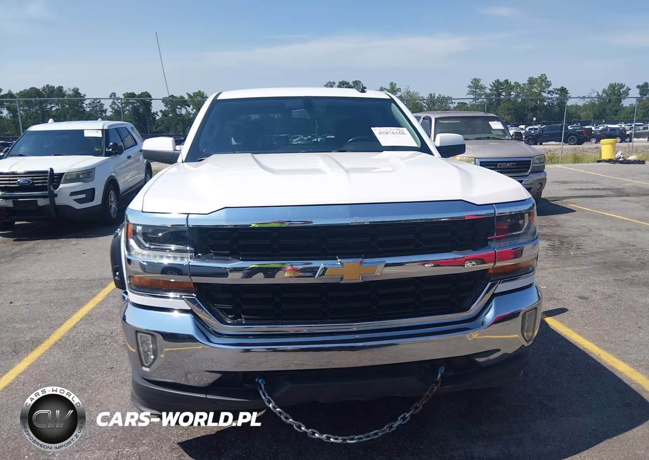 2018 Chevrolet Silverado 1500 1Lt VIN:3GCUKREH9JG301233 - 12