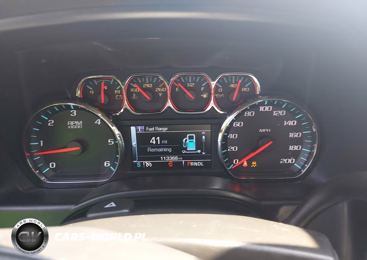 2018 Chevrolet Silverado 1500 1Lt VIN:3GCUKREH9JG301233 - 7