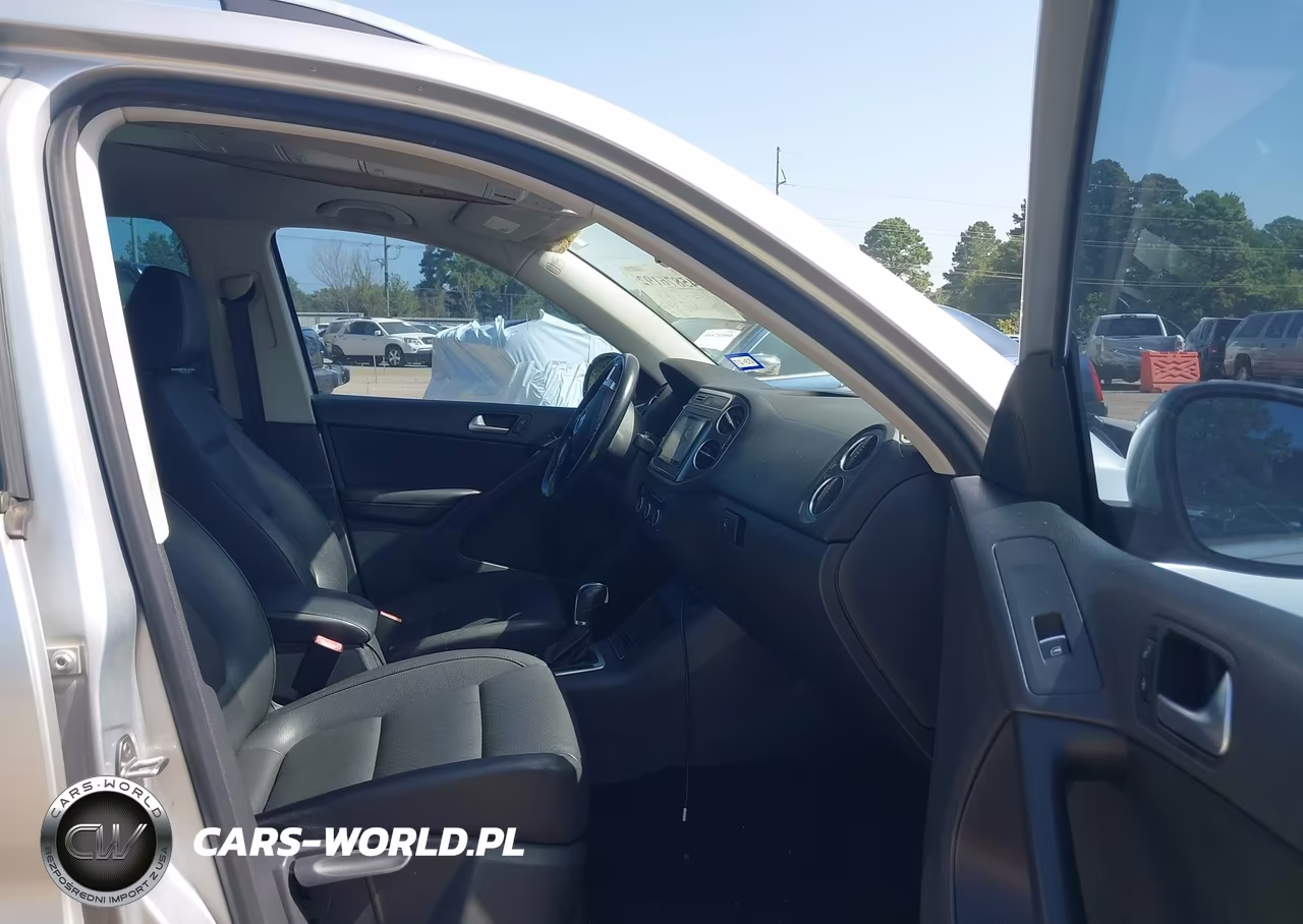 2012 Volkswagen Tiguan Se VIN:WVGBV7AX5CW558423 - 5