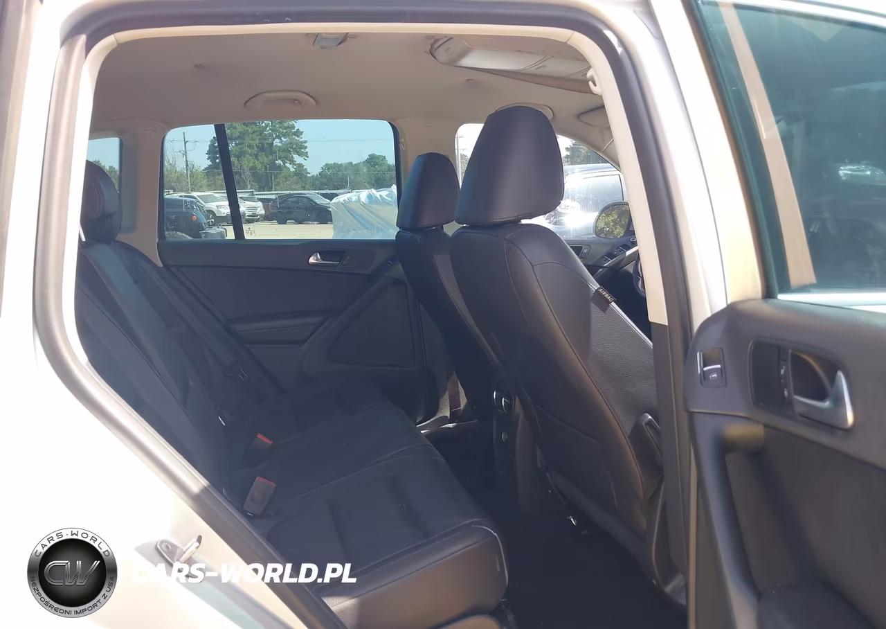 2012 Volkswagen Tiguan Se VIN:WVGBV7AX5CW558423 - 7