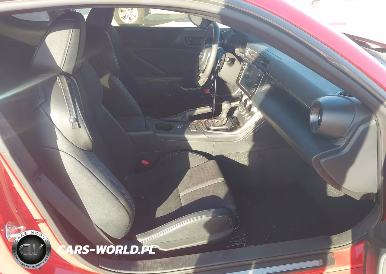 2025 Toyota Gr86 Premium VIN:JF1ZNBE16S8760689 - 5