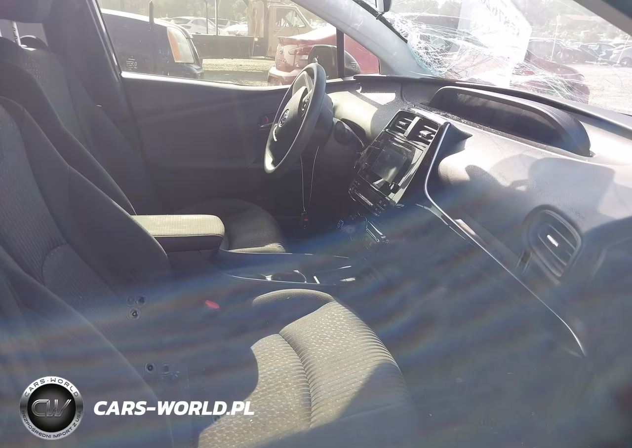 2017 Toyota Prius Two VIN:JTDKBRFU6H3032625 - 5