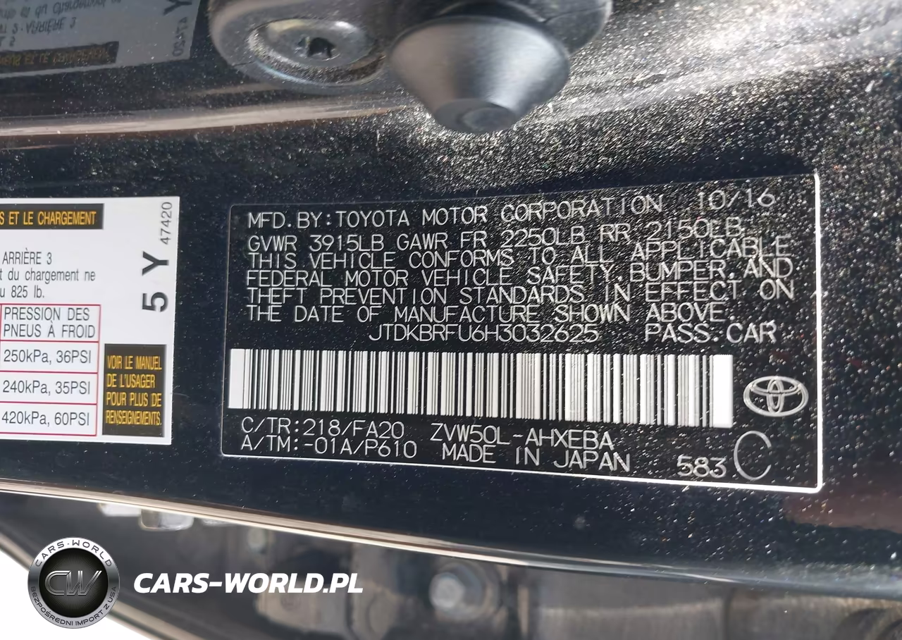 2017 Toyota Prius Two VIN:JTDKBRFU6H3032625 - 9