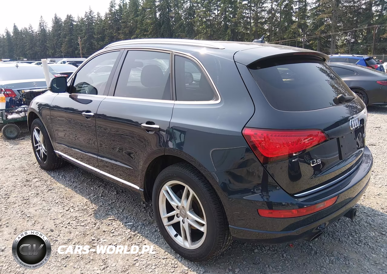 2016 Audi Q5 2.0T Premium VIN:WA1L2AFP1GA130272 - 3