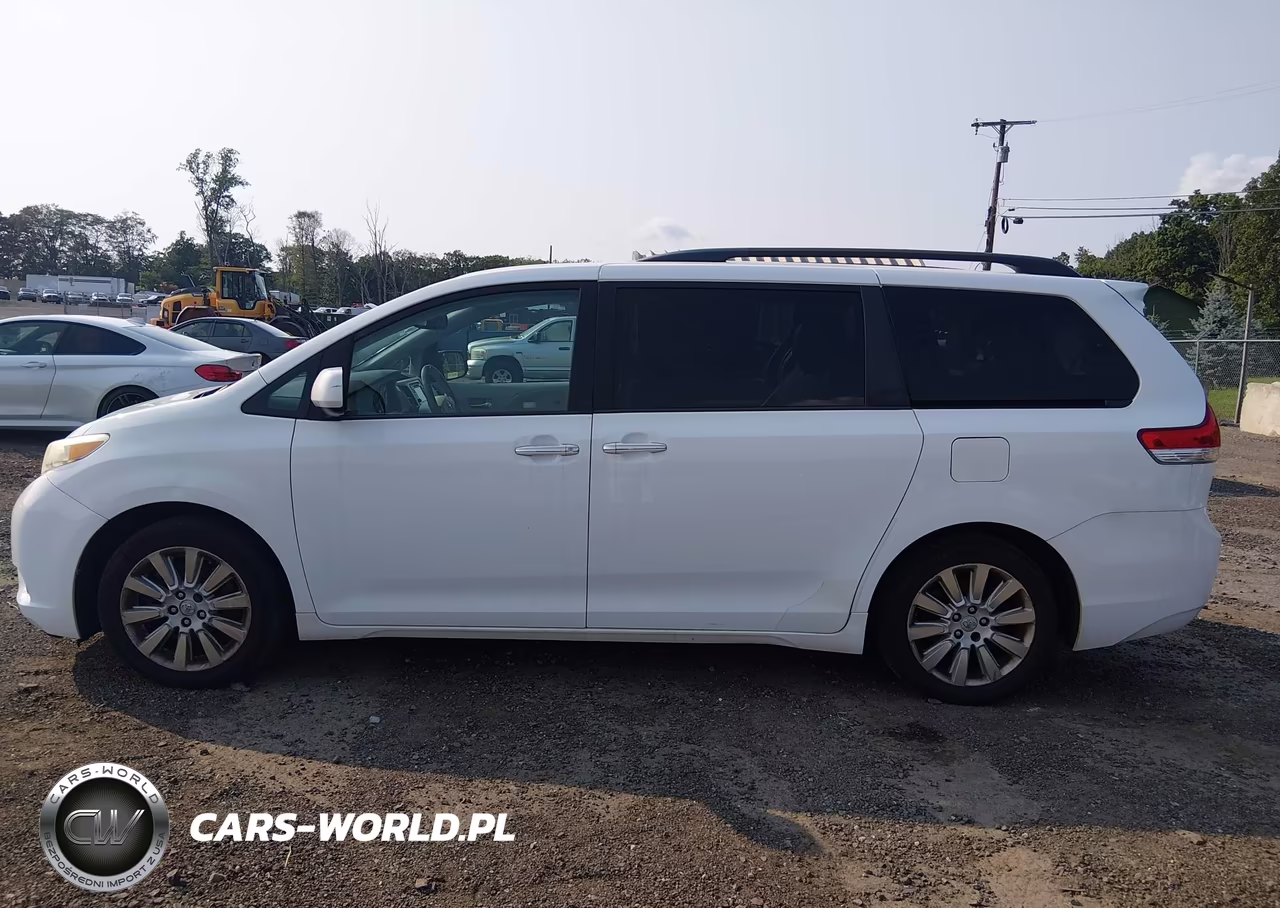 2014 Toyota Sienna Xle 7 Passenger VIN:5TDDK3DCXES077951 - 14