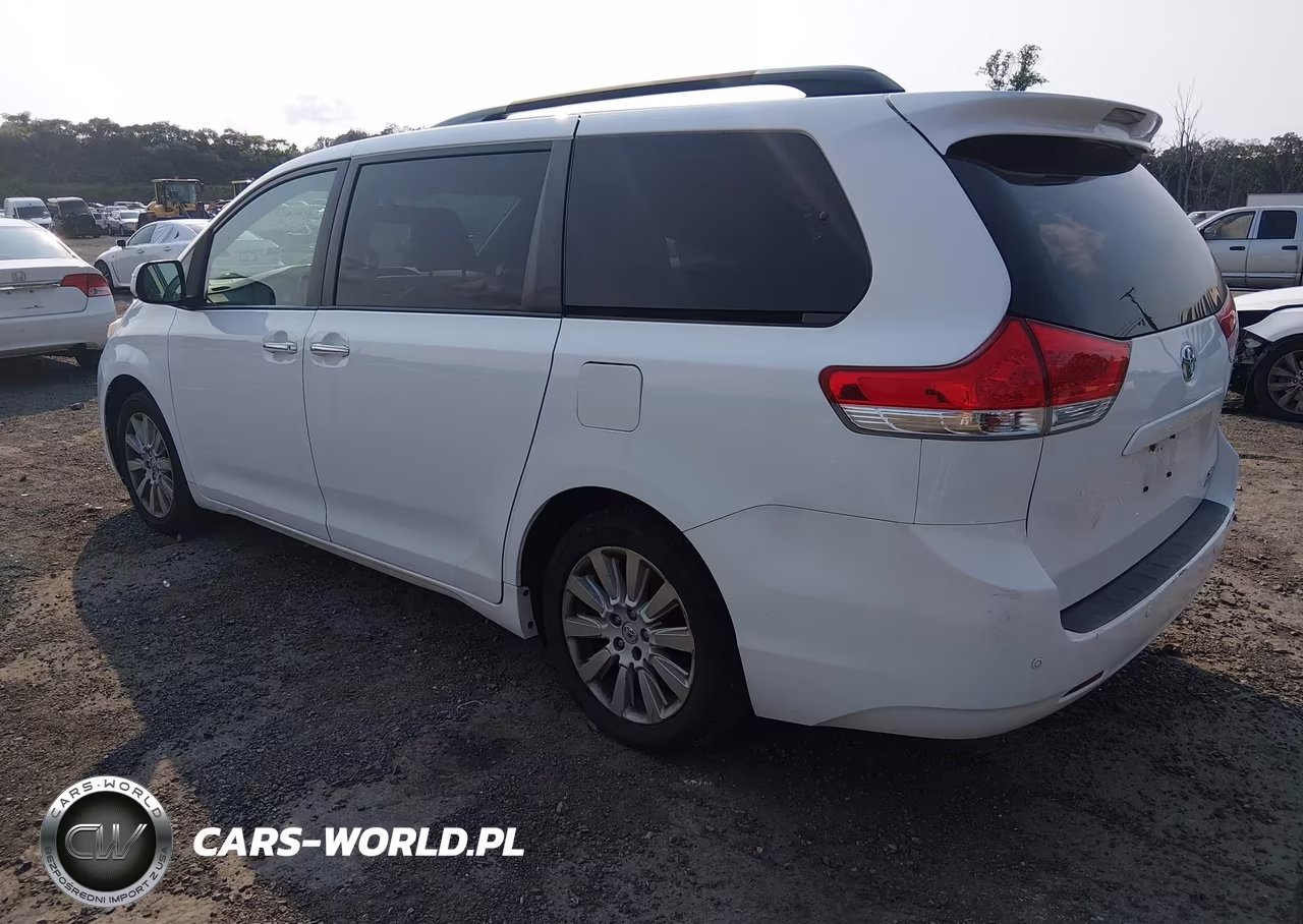 2014 Toyota Sienna Xle 7 Passenger VIN:5TDDK3DCXES077951 - 3