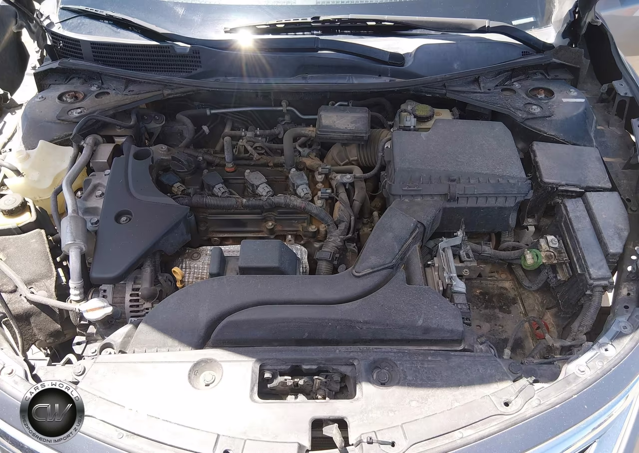 2015 Nissan Altima 2.5 S VIN:1N4AL3AP5FN896094 - 10