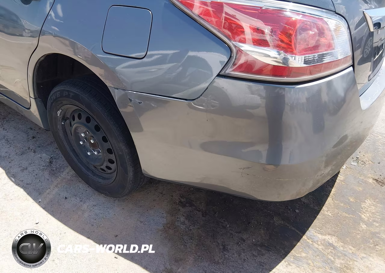 2015 Nissan Altima 2.5 S VIN:1N4AL3AP5FN896094 - 16