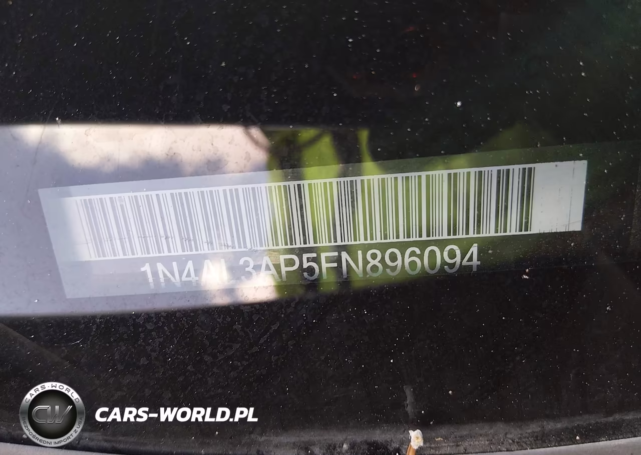 2015 Nissan Altima 2.5 S VIN:1N4AL3AP5FN896094 - 9