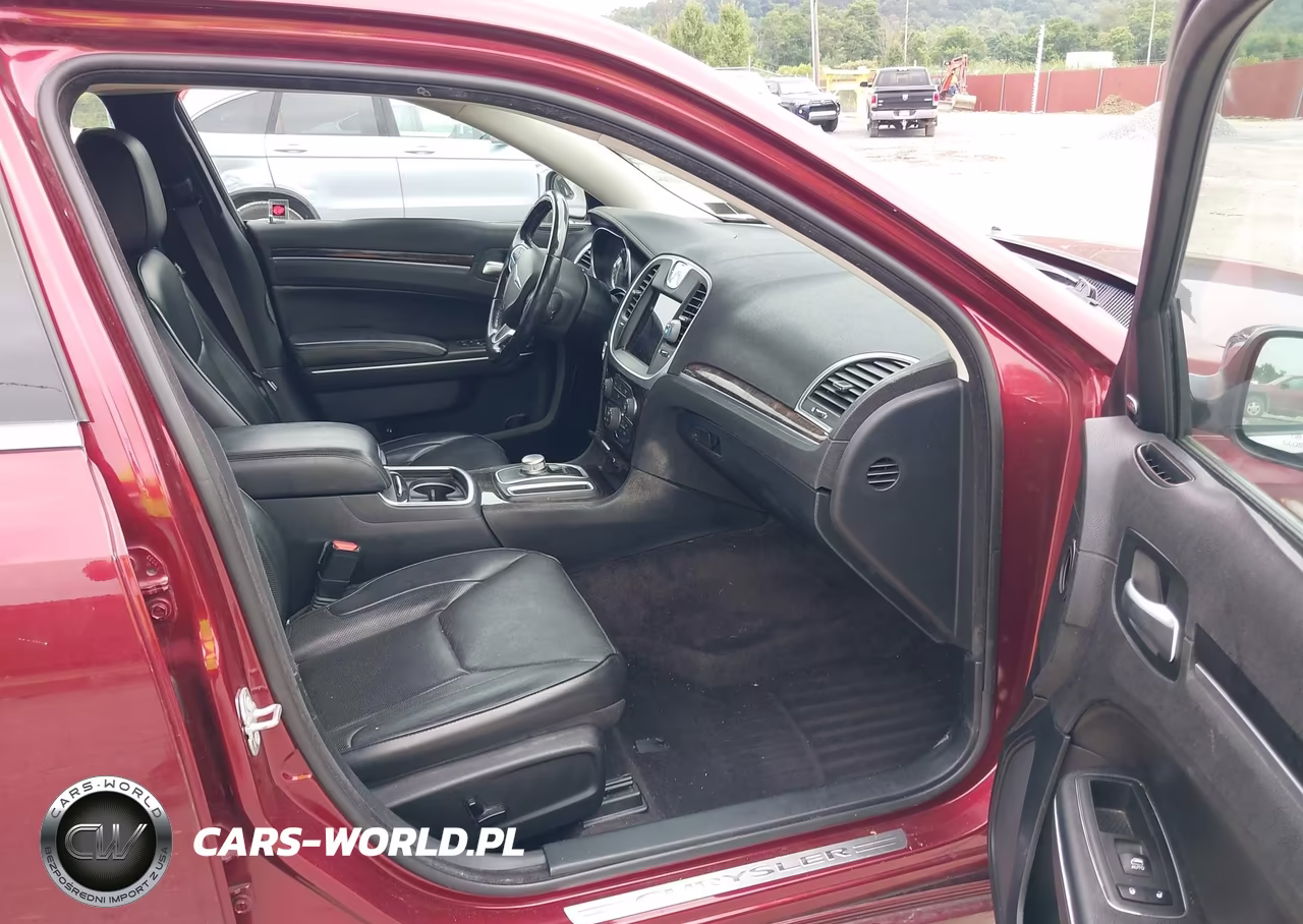 2018 Chrysler 300 Limited Awd VIN:2C3CCAKG9JH177197 - 5