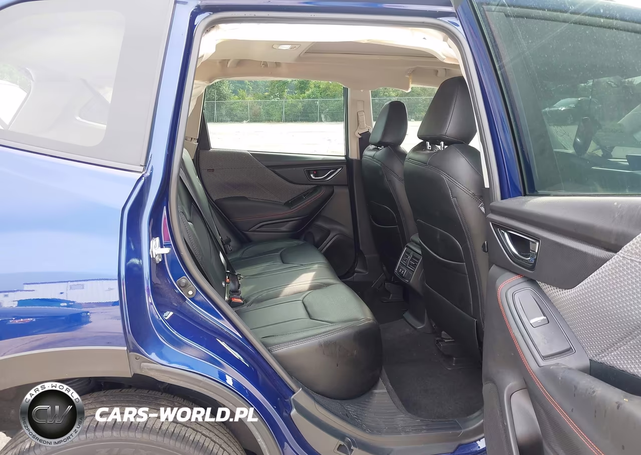 2024 Subaru Forester Sport VIN:JF2SKAGC4RH428744 - 8