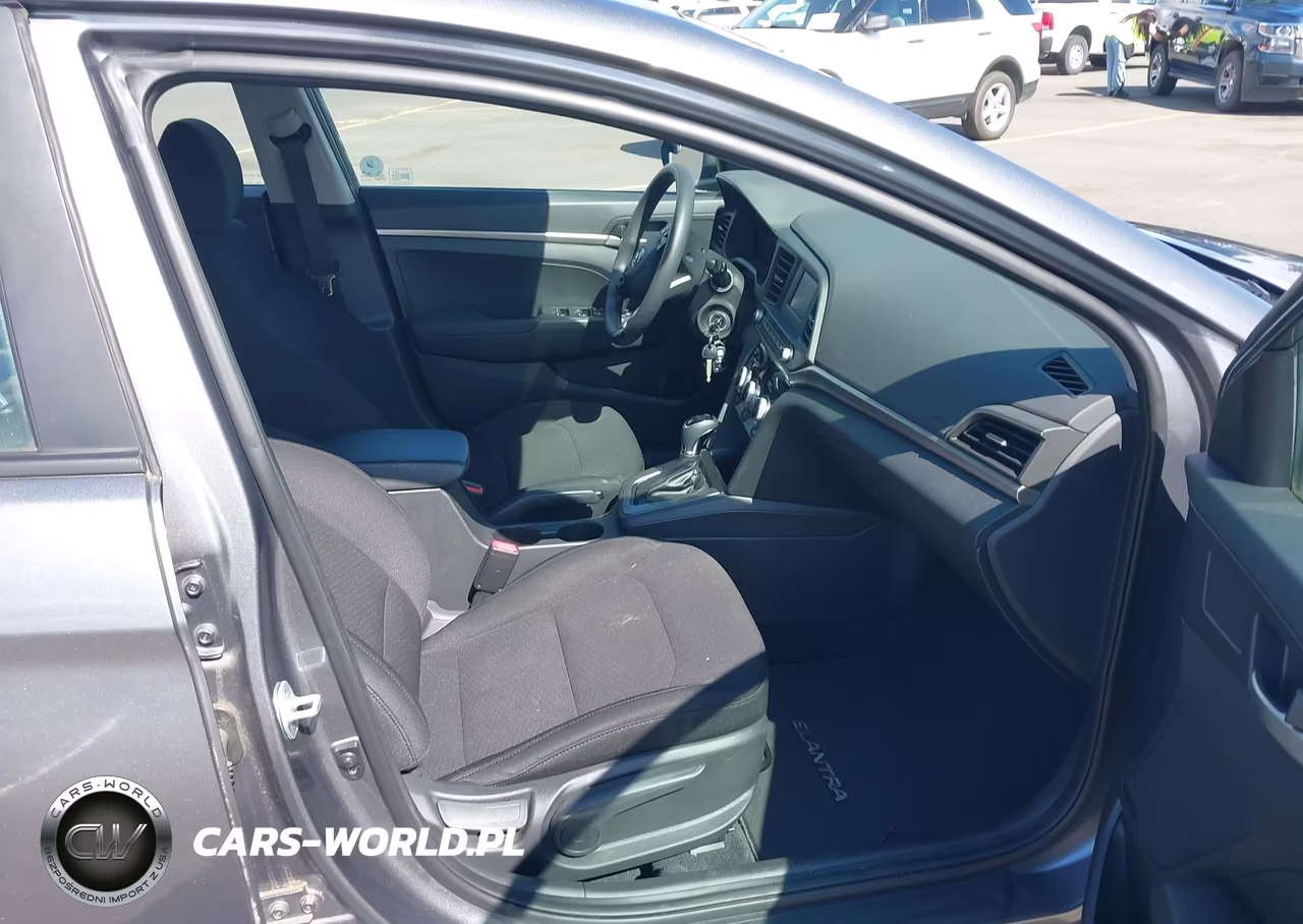 2019 Hyundai Elantra Se VIN:5NPD74LF5KH476576 - 5