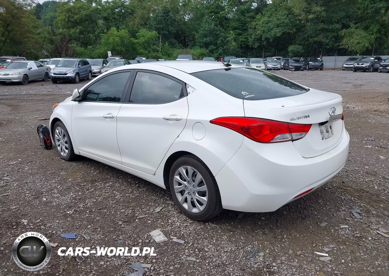 2011 Hyundai Elantra Gls VIN:5NPDH4AE8BH001690 - 3