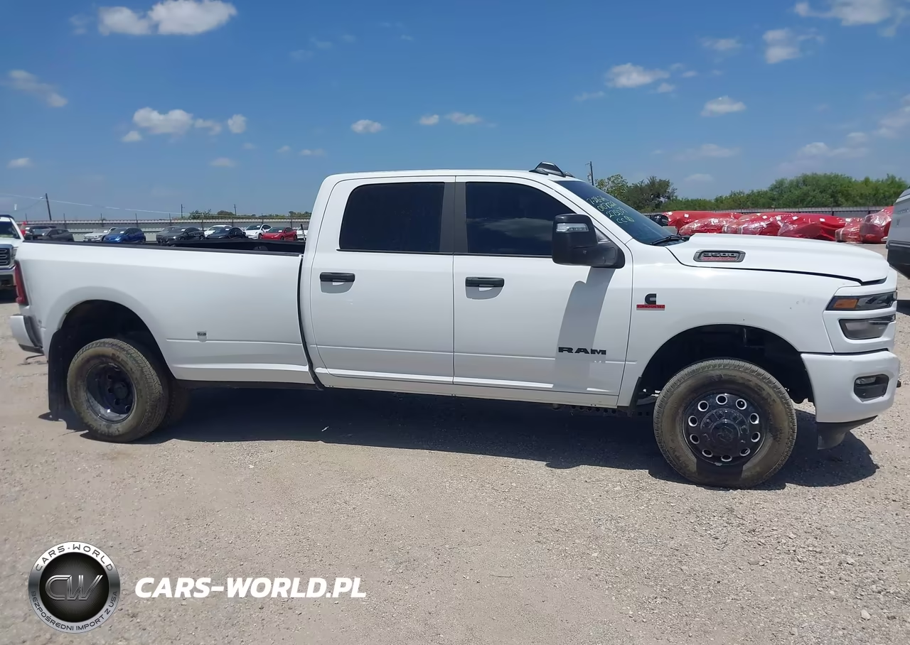 2026 Ram 3500 Lone Star 4X4 8' Box VIN:3C63RRHL0TG275039 - 13