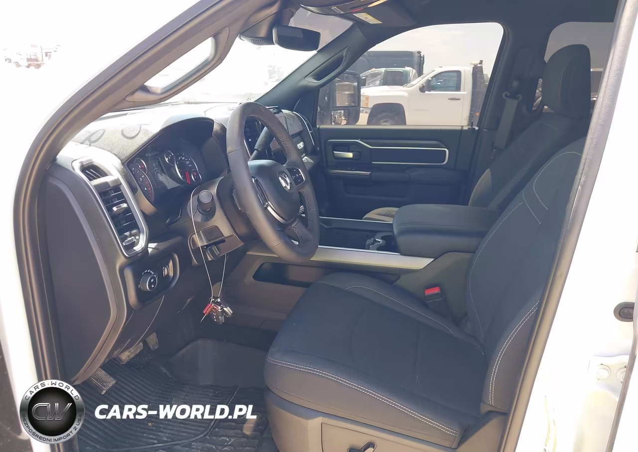 2026 Ram 3500 Lone Star 4X4 8' Box VIN:3C63RRHL0TG275039 - 18