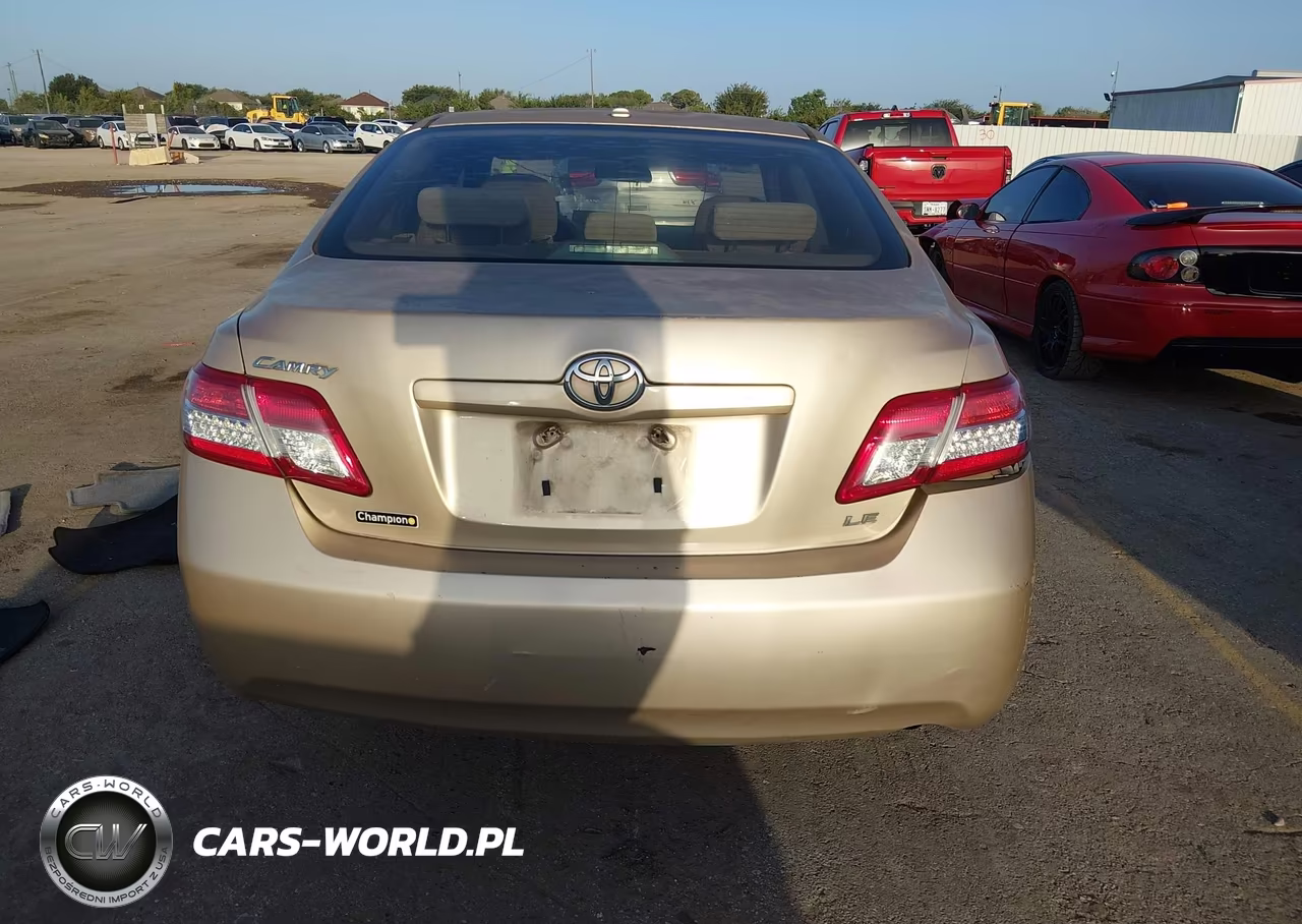 2010 Toyota Camry Le VIN:4T1BF3EKXAU084398 - 16