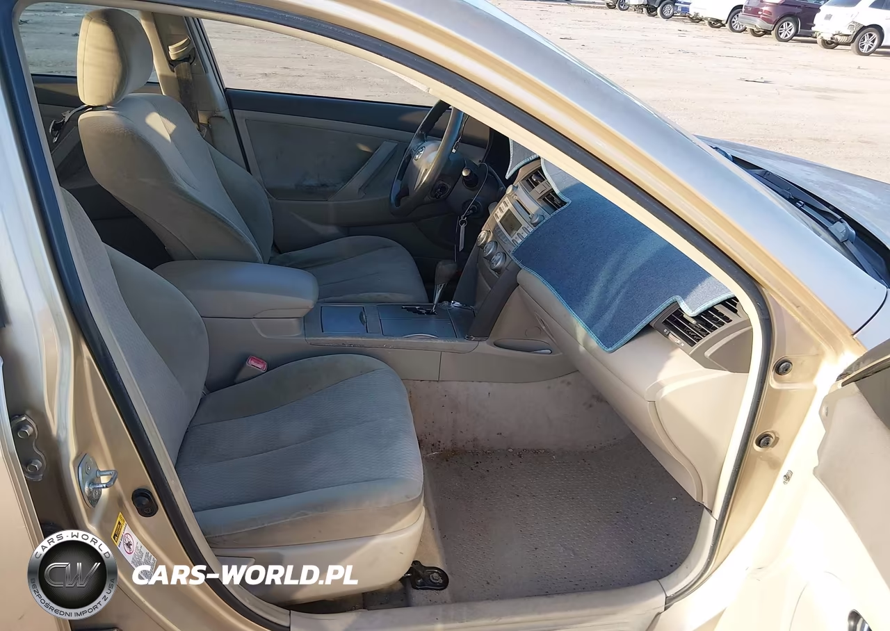2010 Toyota Camry Le VIN:4T1BF3EKXAU084398 - 5