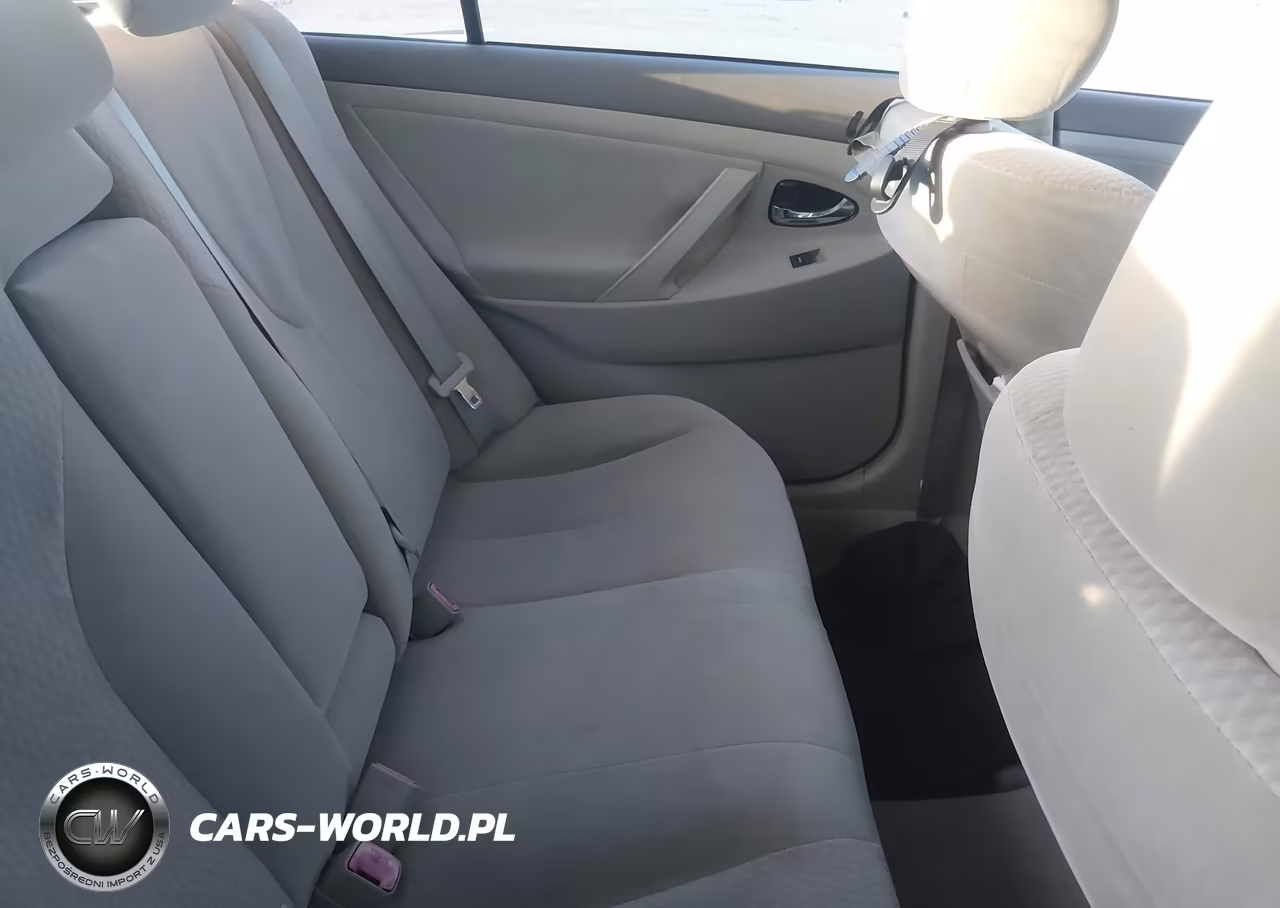 2010 Toyota Camry Le VIN:4T1BF3EKXAU084398 - 8