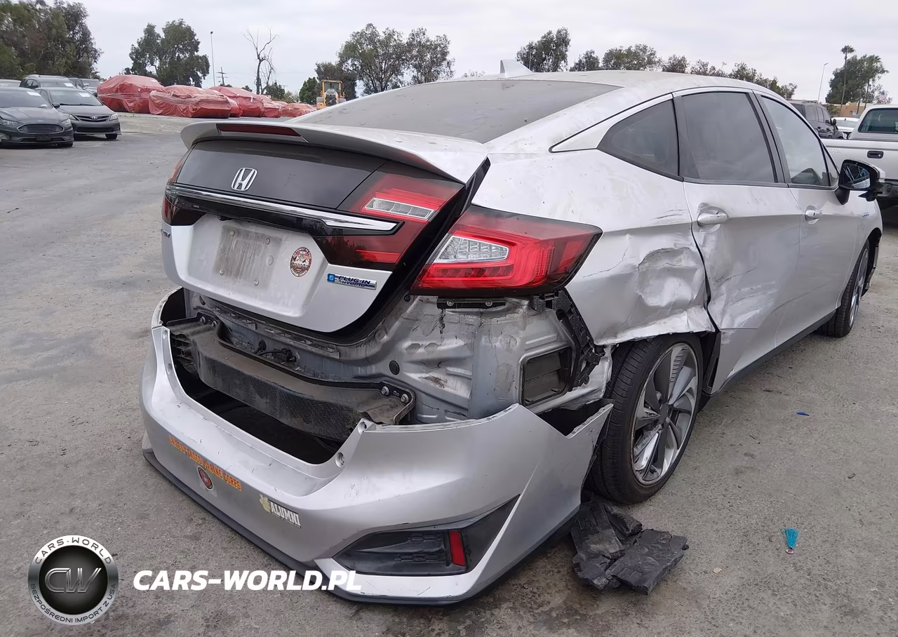 2018 Honda Clarity Plug-In Hybrid VIN:JHMZC5F1XJC007192 - 4
