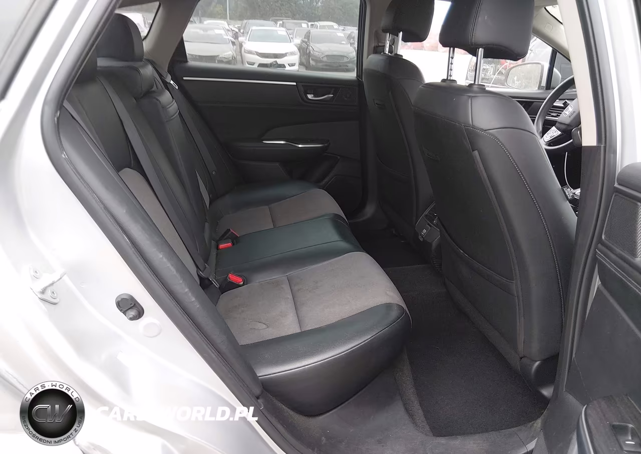 2018 Honda Clarity Plug-In Hybrid VIN:JHMZC5F1XJC007192 - 8