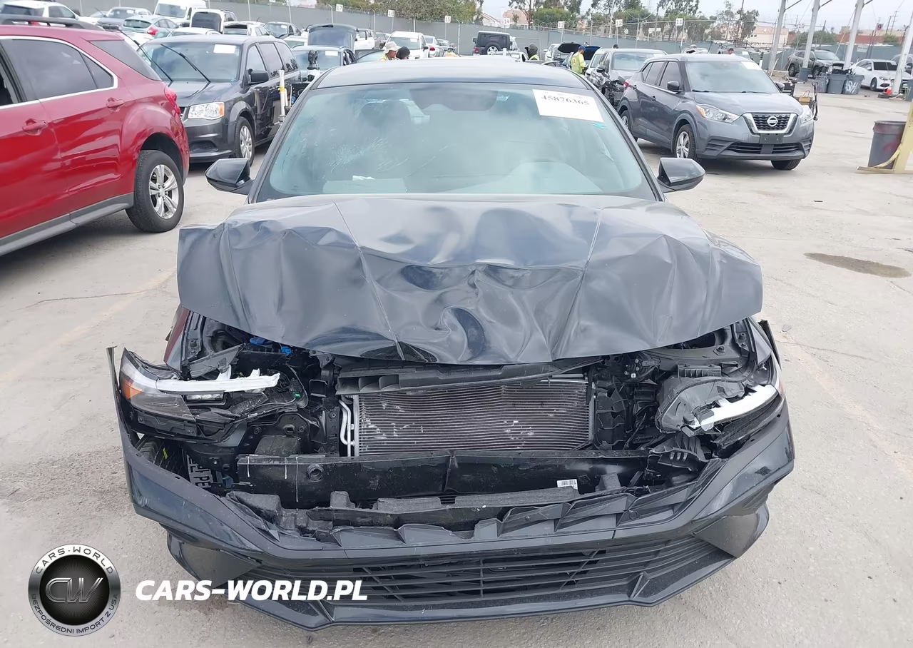 2025 Hyundai Elantra Sel Sport VIN:KMHLM4DG3SU095936 - 12